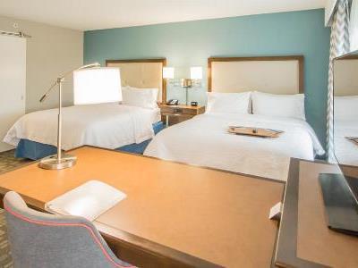 Hotel Hampton & Orlando Near Seaworld 3*